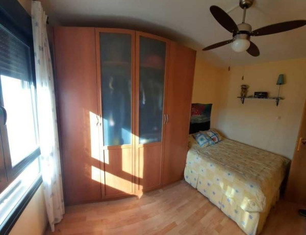 Chalet adosado en venta en avenida Valencia