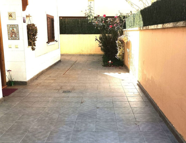 Chalet pareado en venta en Urb. El Ortigal, Guamasa-Los Baldíos