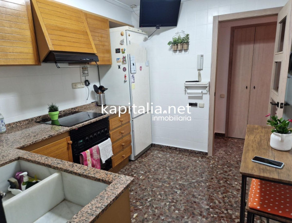 Piso en venta en Sant Josep-Zona Hospital