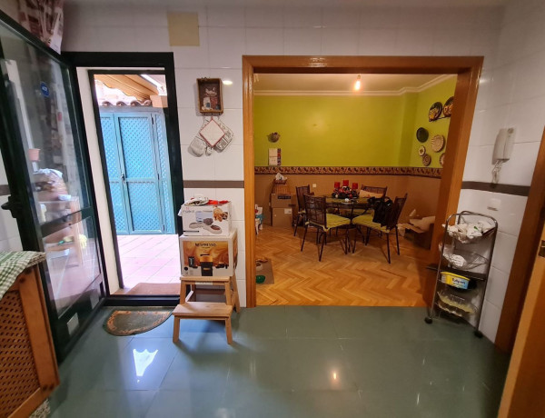 Chalet adosado en venta en Urb. Huerta Rosales, Huerta Rosales - Valdepasillas