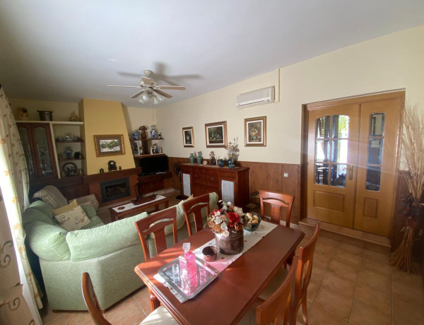 Casa o chalet independiente en venta en Carretera de Sevilla a Utrera