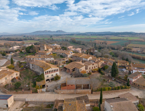 Casa de pueblo en venta en calle de Sant Genís