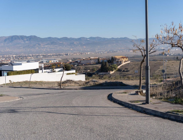 Terreno en venta en calle Balcon de Granada