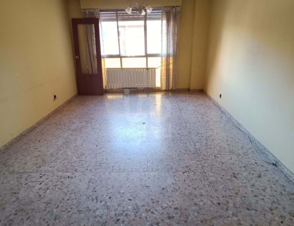 Piso en venta en San Mamés- La Palomera