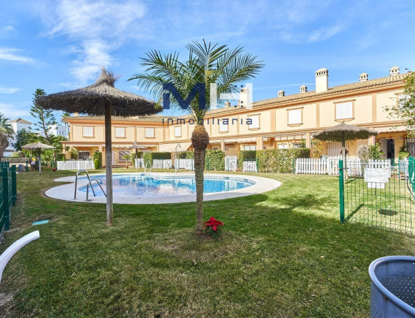 Chalet adosado en venta en Urb. Costa Atlántica, Costa Ballena - Largo norte