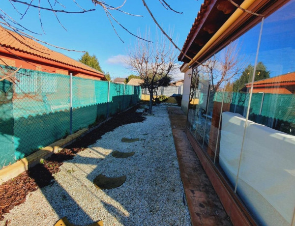 Casa o chalet independiente en venta en calle de la Fuente Valdoma