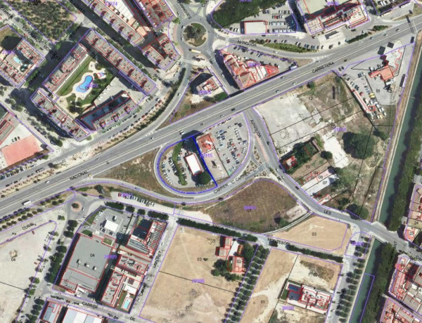 Terreno en venta en avenida de les Garrigues