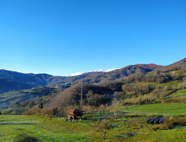 Chalet adosado en venta en Lugar Gallegos