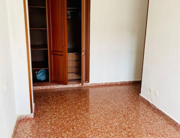 Piso en venta en calle Biólogo Konrad Lorenz