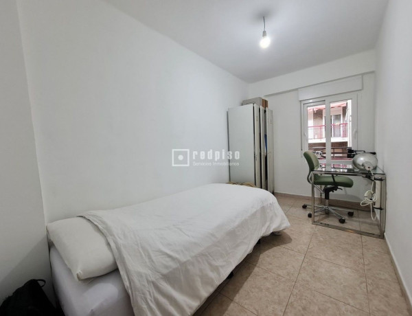 Piso en venta en Torrefiel