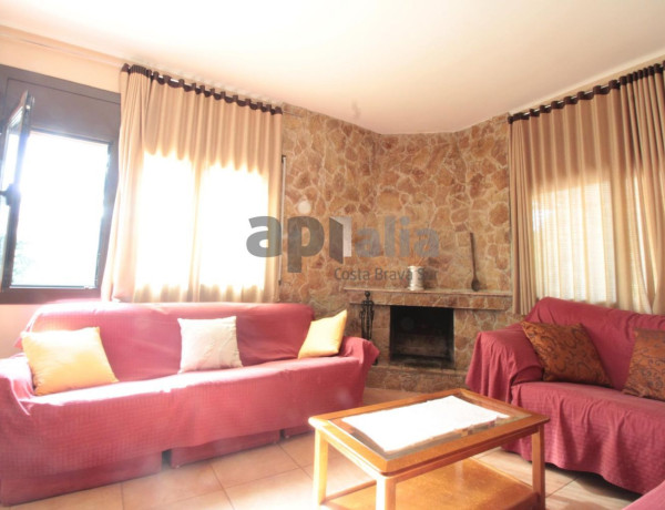 Casa o chalet independiente en venta en Urb. Aiguaviva, Aiguaviva Parc