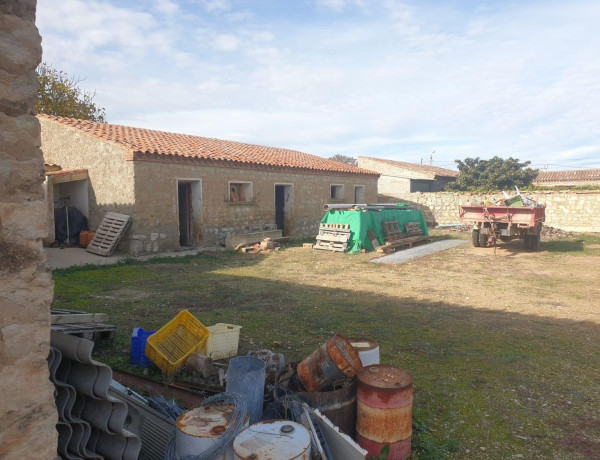 Finca rústica en venta en calle León