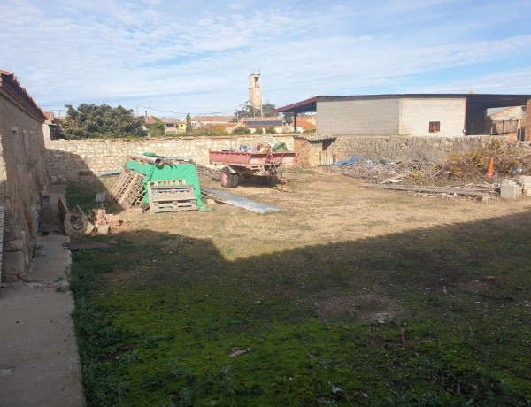 Finca rústica en venta en calle León