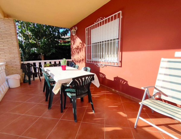 Casa o chalet independiente en venta en Montroy