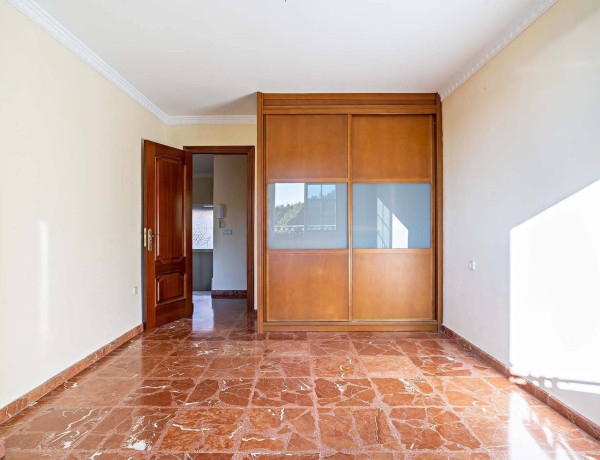 Chalet pareado en venta en calle Sonora