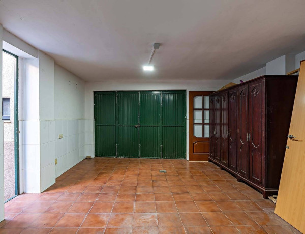 Chalet pareado en venta en calle Sonora