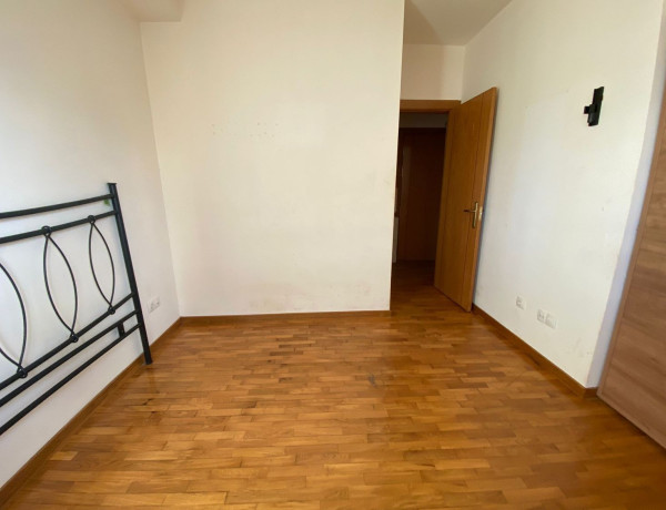 Piso en venta en Rio Alhama