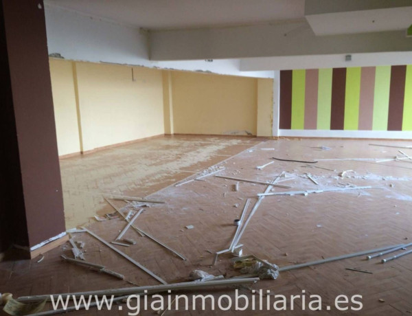 Local en venta en avenida da Atlántida, 38