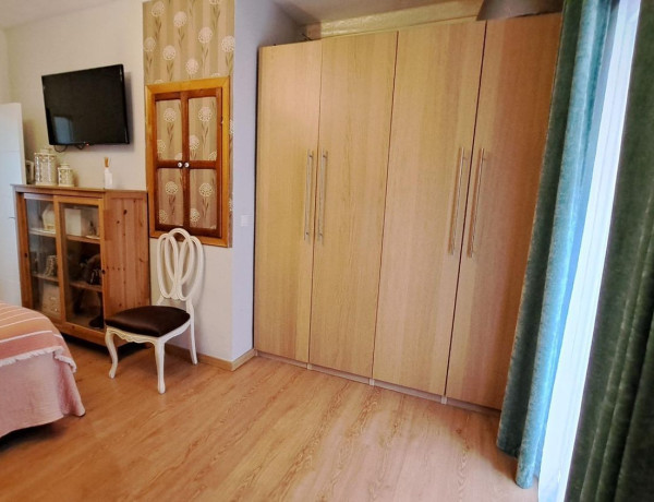 Chalet adosado en venta en Sants Patrons