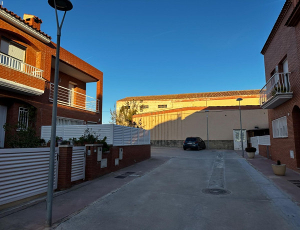 Terreno en venta en calle de la Pagesia Catalana, 9