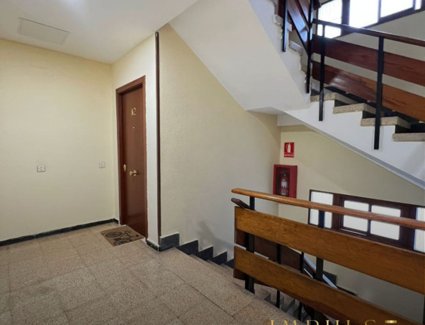 Piso en venta en Presidente Alvear, 33