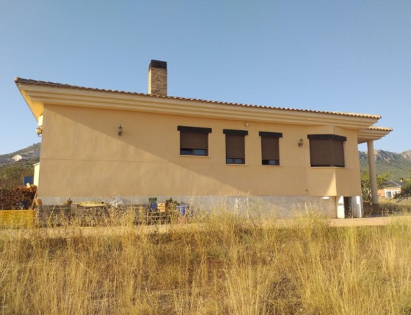 Country house For sell in Yecla in Murcia 