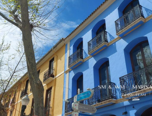 Dénia: Se vende Villa individual de 2 apartamentos separados y jardín en ubicación perfecta de Santa Lucía