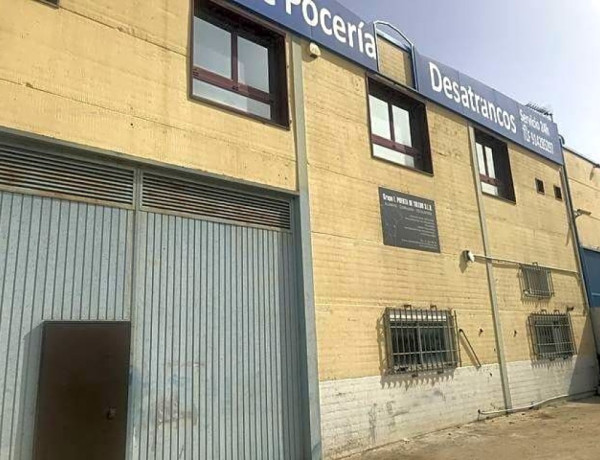 Industrial nave For sell in Parla in Madrid 