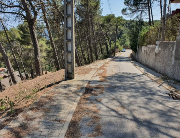 Urban land For sell in Corbera De Llobregat in Barcelona 