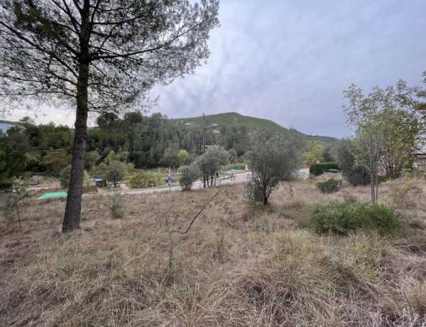 Urban land For sell in Suria in Barcelona 