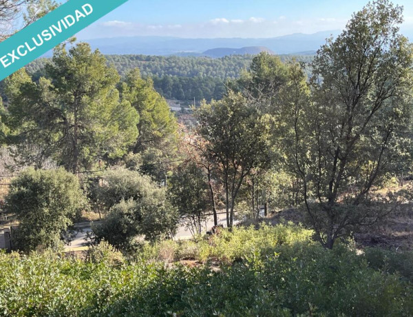 Parcela de 1070 m2 en Castellnou de Bages