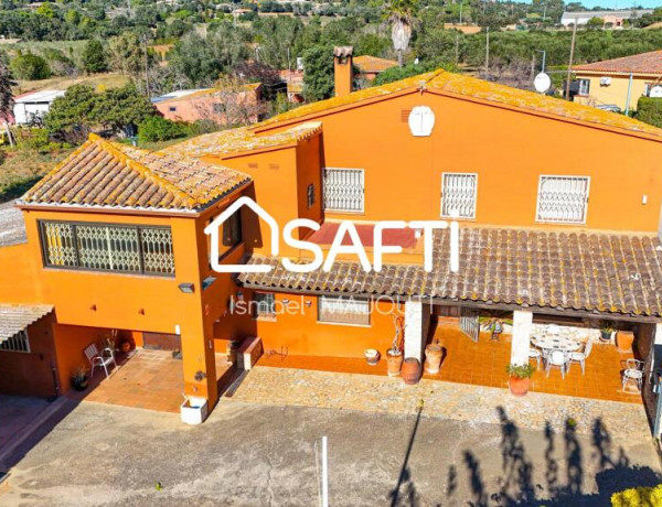 Country house For sell in Mont Ras in Girona 