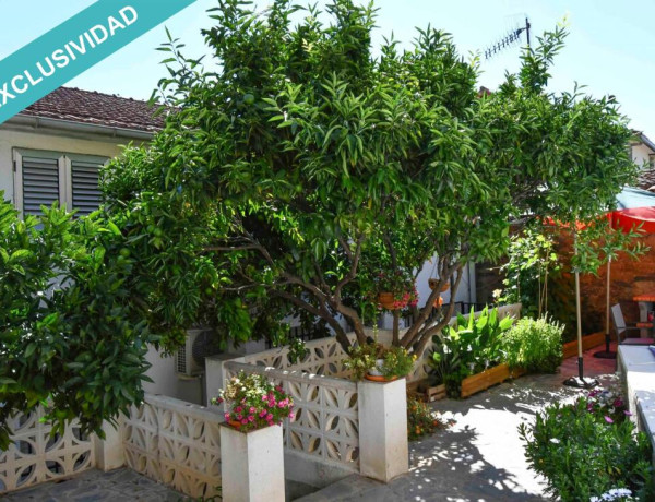 ¡Oportunidad fantástica! Casa de pueblo con piscina en el corazón de la Sierra de Gata