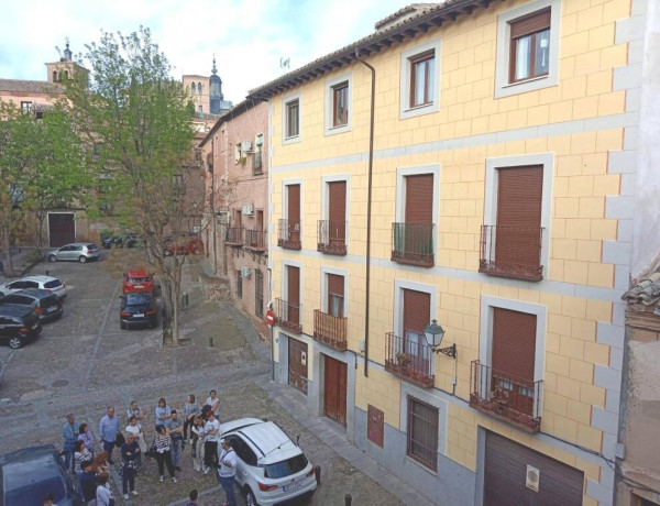 PISO REFORMADO EN EL CASCO HISTORICO DE TOLEDO