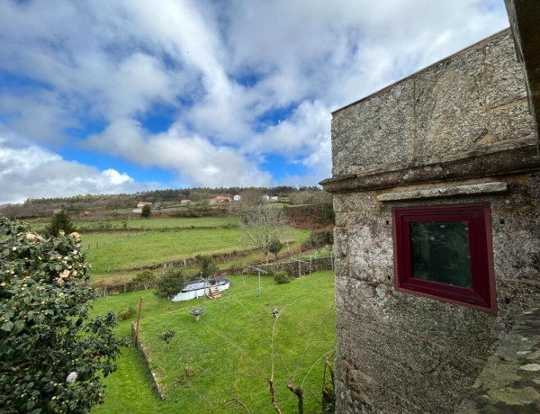 SE VENDE CASONA GALLEGA RESTAURADA CON PISCINA, INCREIBLE ENTORNO A POCOS KILOMETROS DE SANTIAGO DE COMPOSTELA