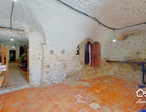 Country house For sell in Palau Saverdera in Girona 