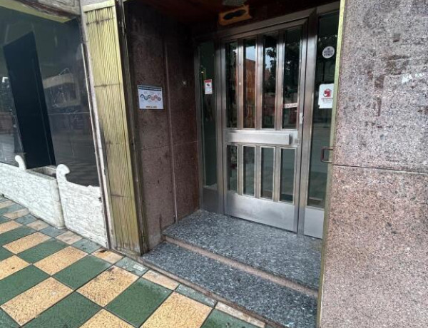 Commercial Premises For sell in Valencia De Don Juan in León 