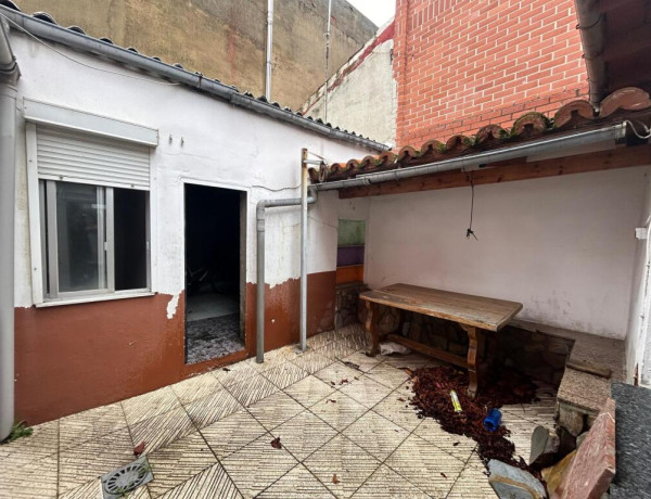 ***NOVEDAD*** CASA A LA VENTA EN PUENTE CASTRO.