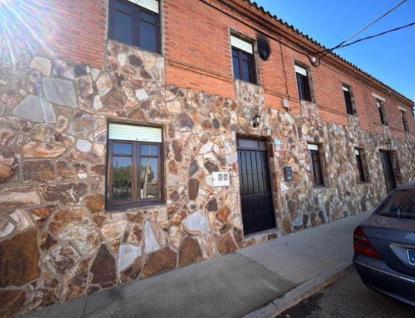 CASA DE PUEBLO A 6 KM DE SANTA MARÍA DEL PÁRAMO, EN SOGUILLO DEL PÁRAMO