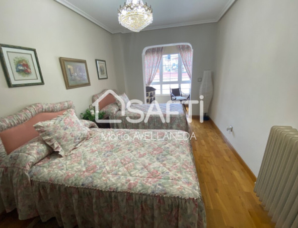 ***REBAJADO*** IMPECABLE CHALET ADOSADO EN URBANIZACIÓN LAS MUNDINAS