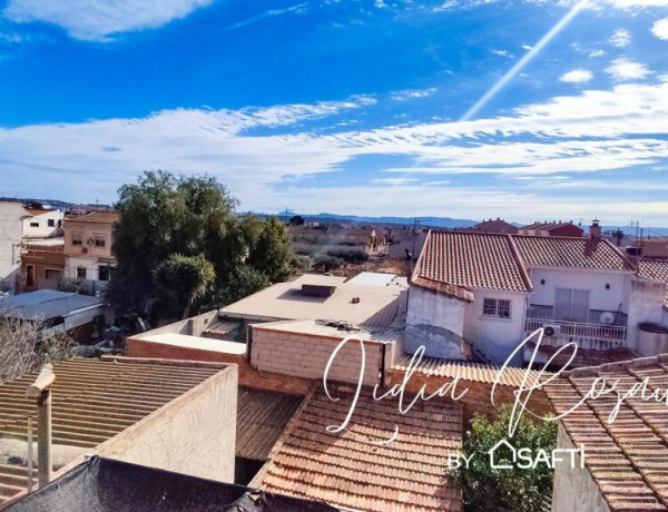 PISO CON UN ESPECTACULAR PATIO Y TERRAZA EN LAS TORRES DE COTILLAS