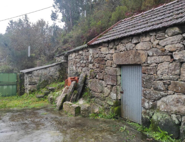 Country house For sell in Covelo in Pontevedra 