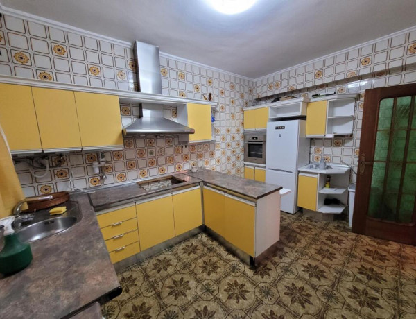 VENTA DE PISO EN CALLE COLÓN DE VALLADOLID. ¡ APROVECHA LA OCASIÓN !