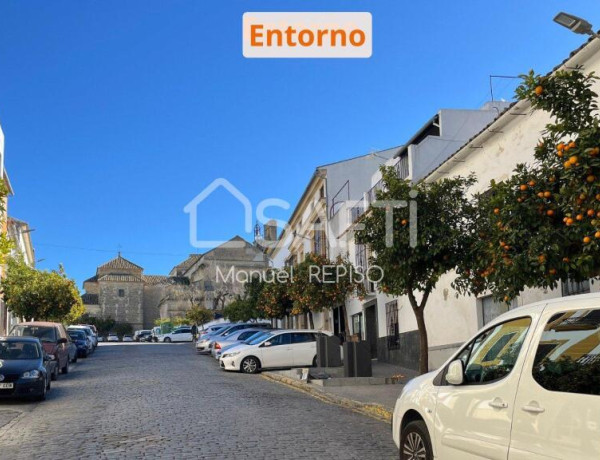 ¡¡ Local comercial DE 144 M2 en pleno CENTRO !!