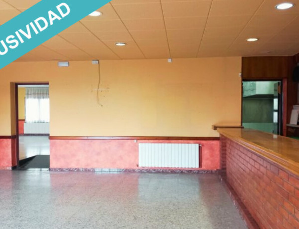 Local Comercial con Vivienda en Ctra Olot - Santa Pau.