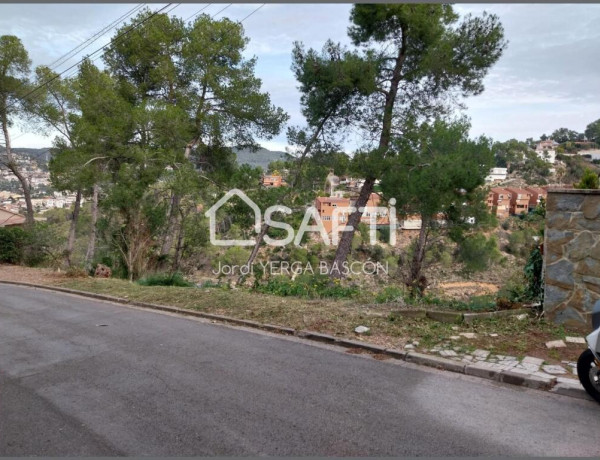 Urban land For sell in Vallirana in Barcelona 