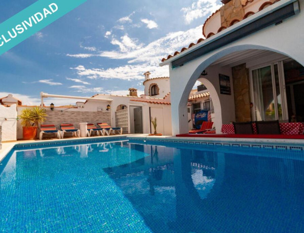 Villa amarre 12,5 m, piscina, 4 dormitorios, 3 baños, piso independiente, garaje