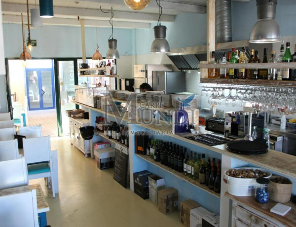 Commercial Premises For sell in Corralejo in Las Palmas 