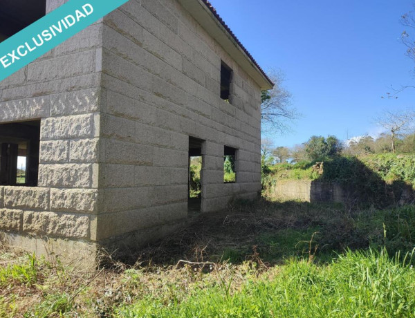 Urban land For sell in Santa Comba in Pontevedra 