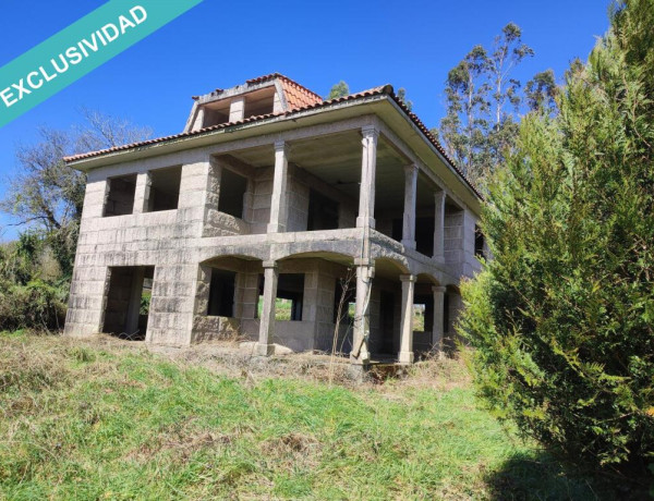 Urban land For sell in Santa Comba in Pontevedra 